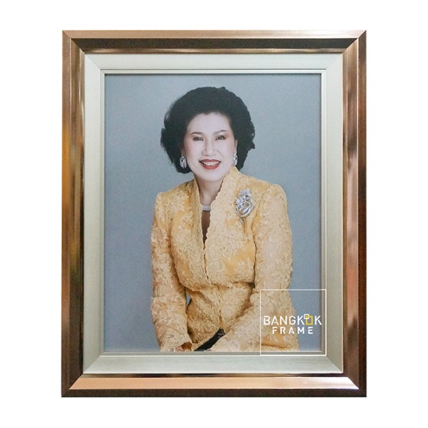 กรอบรูปภาพคนใส่กรอบ